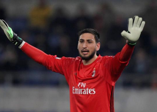 多納魯馬：足球征程中的榮耀、挑戰(zhàn)與成長