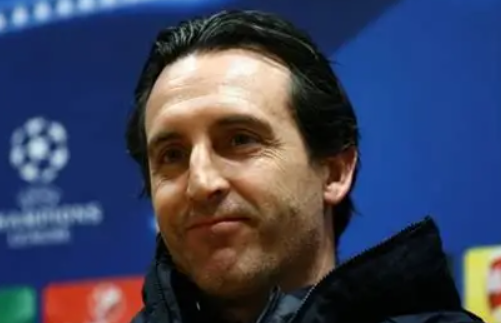 埃梅里戰(zhàn)術調適顯成效：阿斯頓維拉逆襲軌跡與爭四前景分析