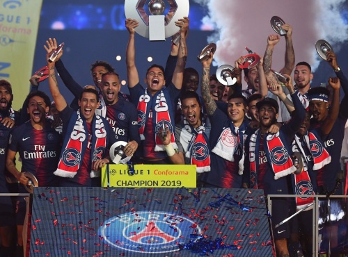 <a href='https://www.m.bvzueha.com/news/tag/1124.html' style='color: blue;'>巴黎圣日耳曼</a>：歐冠賽場的青春風(fēng)暴與冠軍傳奇新篇