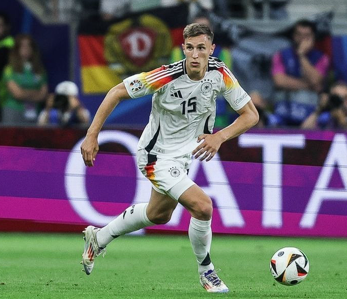 多特蒙德防線告急：施洛特貝克或缺戰(zhàn)曼城，聚勒傷停加劇困境