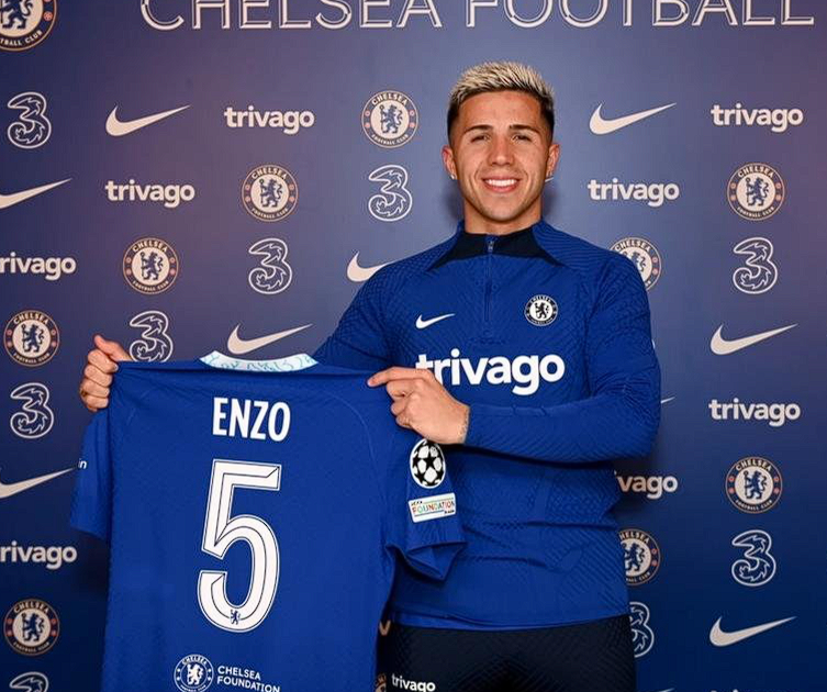 2025 - 26賽季英超第10輪：切爾西力克熱刺，恩佐社交