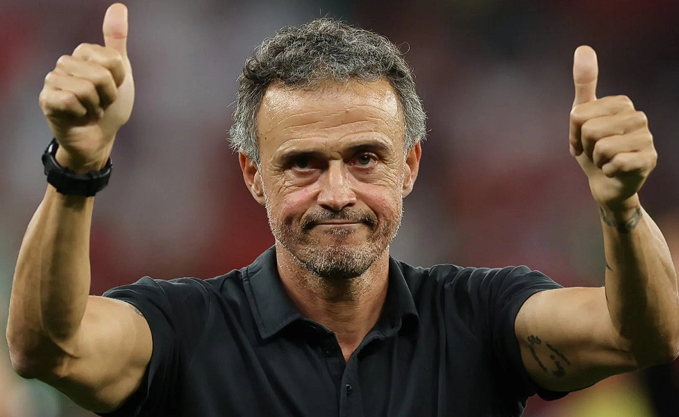 巴黎圣日耳曼補(bǔ)時(shí)絕殺尼斯，恩里克盛贊球隊(duì)韌性及球迷支持