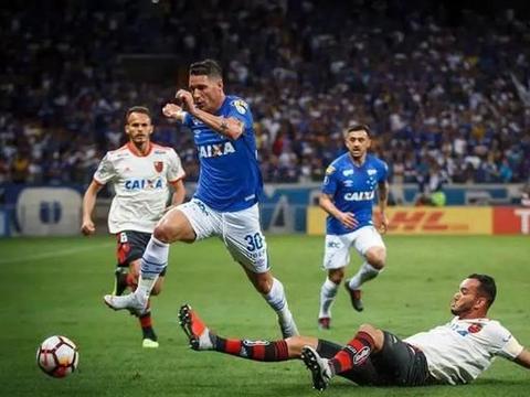 青春風(fēng)暴對(duì)決鐵血防線，阿賈克斯主場(chǎng)迎強(qiáng)敵