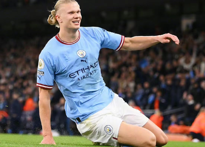 特洛伊·迪尼炮轟曼聯(lián)引援：舍什科表現(xiàn)引質(zhì)疑，引援策略遭詬病