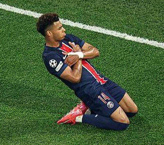 巴黎邊鋒杜埃腿筋受傷：傷情詳情與康復(fù)規(guī)劃解析