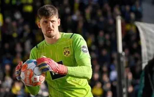 德甲激戰(zhàn)多特憾平漢堡，科貝爾反思防守需強化限制傳中