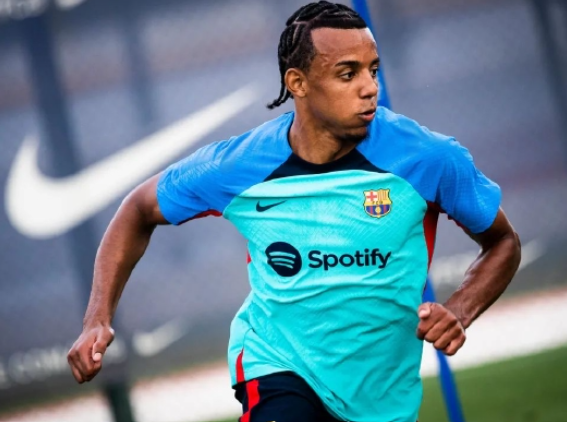 巴薩邊衛(wèi)孔德訓(xùn)練未完成，出戰(zhàn)塞爾塔存疑，埃里克-加西亞或替