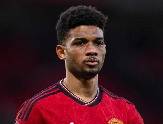 英超第11輪：阿瑪?shù)旅顐髦?a  style='color: blue;'>姆伯莫</a>破門，曼聯(lián)先聲奪人且自身狀態(tài)