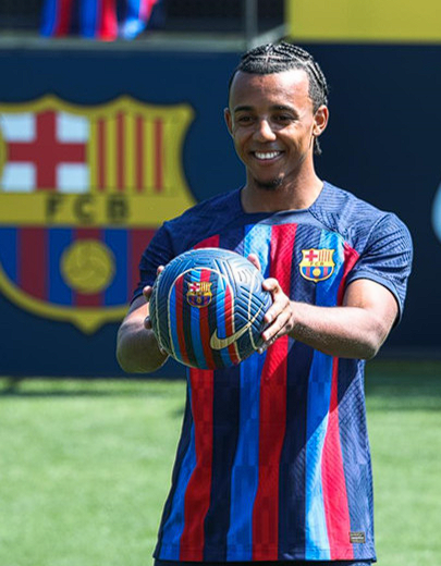 <a href='https://www.m.bvzueha.com/news/tag/258.html' style='color: blue;'>巴薩</a>后防變數(shù)：孔德訓(xùn)練未完成，加西亞或臨危受命