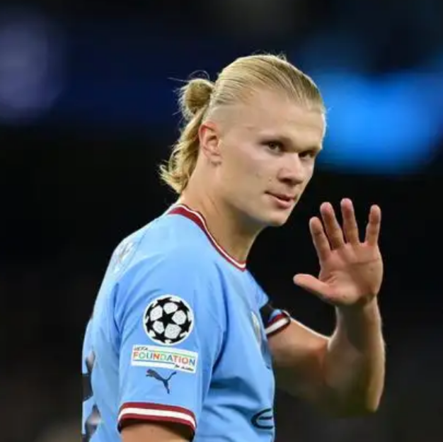 哈蘭德賽前展望曼城利物浦焦點(diǎn)戰(zhàn)，強(qiáng)調(diào)專注自我與團(tuán)隊(duì)提升