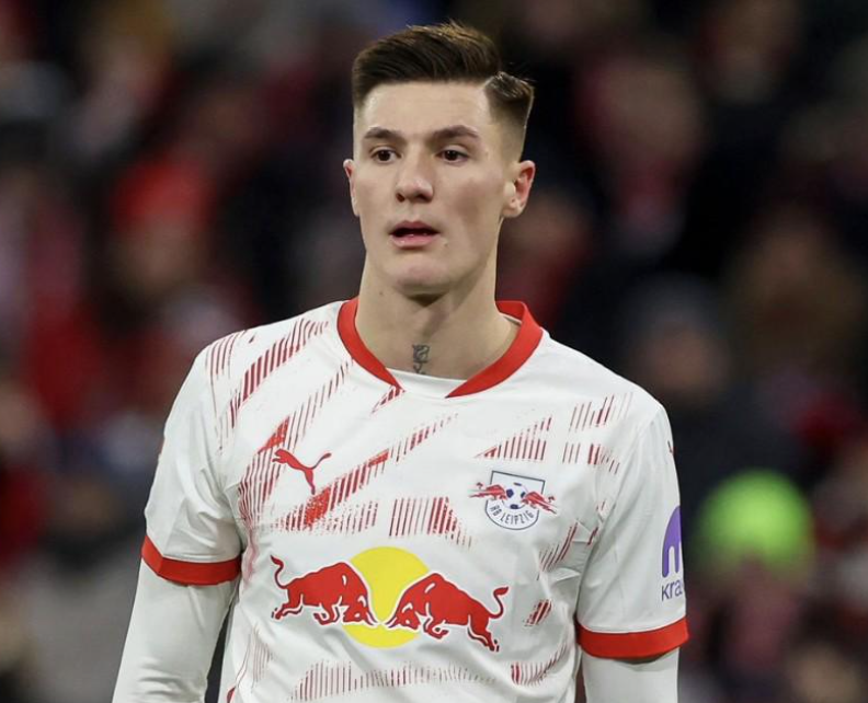 曼聯(lián)平局后舍什科引評(píng)，希勒直言其需提升