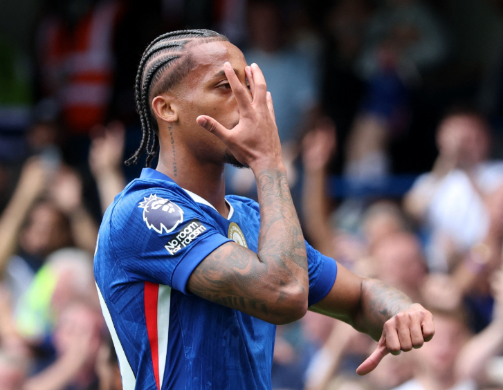 若昂-佩德羅英超百場里程碑達(dá)成，藍(lán)軍鋒線再添榮耀