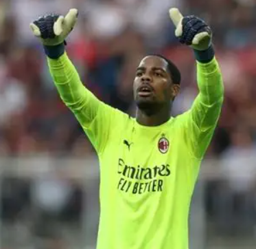 法媒聚焦：米蘭、<a href='https://www.m.bvzueha.com/news/tag/606.html' style='color: blue;'>拜仁</a>、<a  style='color: blue;'>利物浦</a>三將續(xù)約風(fēng)云