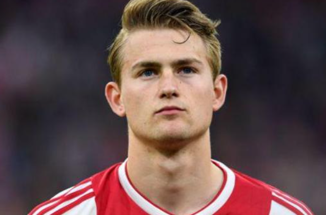 費(fèi)迪南德盛贊曼聯(lián)三將：各展所長(zhǎng)鑄就紅魔希望