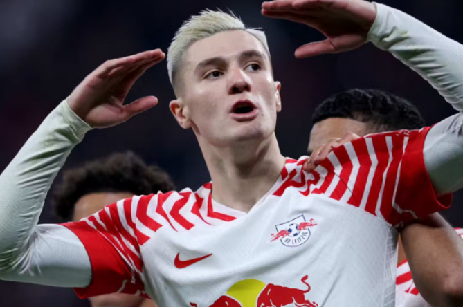 曼聯(lián)新援舍什科：表現(xiàn)評(píng)估與未來(lái)展望