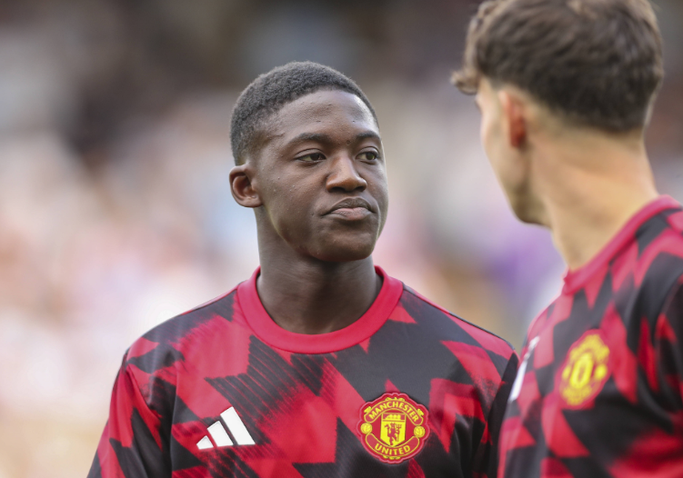 那不勒斯有意曼聯(lián)新星梅努，轉會前景取決于曼聯(lián)態(tài)度