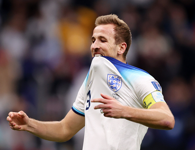 《每日體育報(bào)》深度剖析：凱恩加盟<a href='https://www.m.bvzueha.com/news/tag/258.html' style='color: blue;'>巴薩</a>的可能性與多維度影響因素