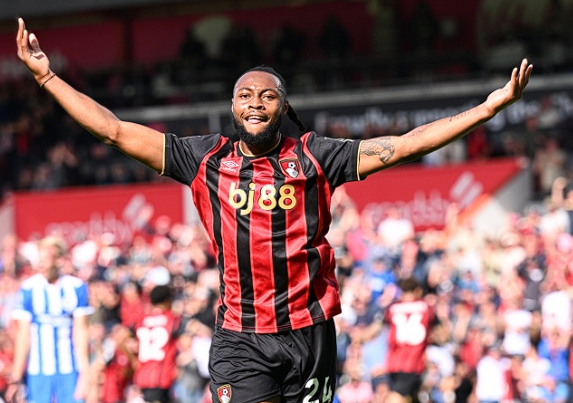 聯(lián)賽杯半決賽首回合：塞梅尼奧融入曼城，暢談比賽感受