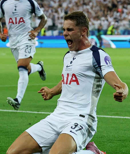 英超熱刺VS水晶宮：范德芬染紅，熱刺紅牌數(shù)居聯(lián)賽前列